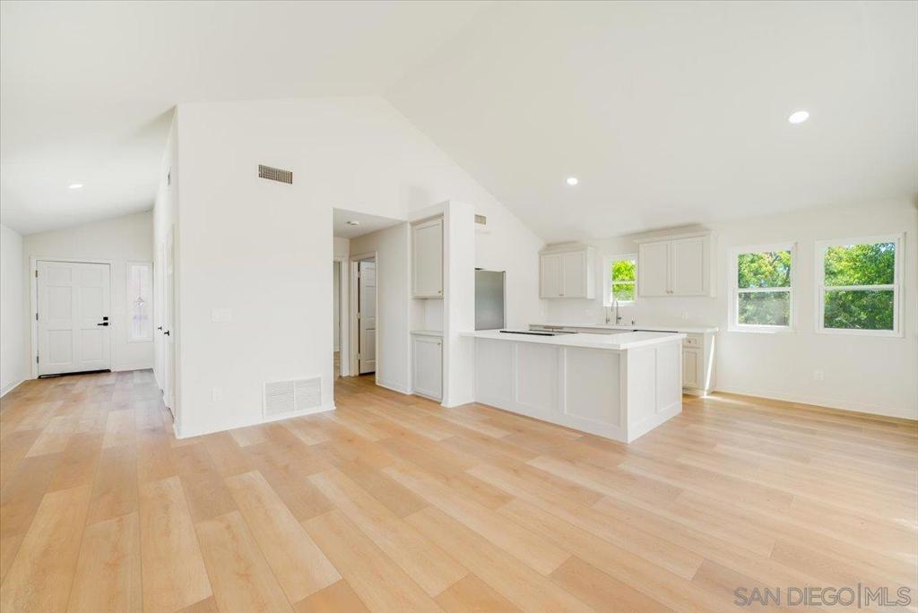 2114 Vista Valle Verde Dr