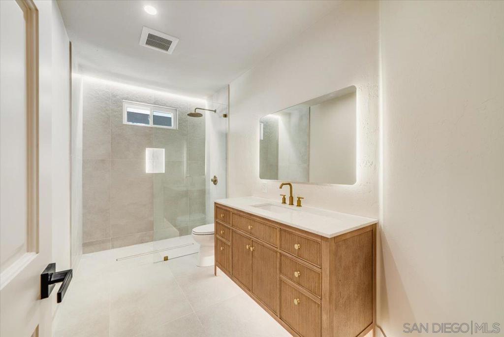 2114 Vista Valle Verde Dr