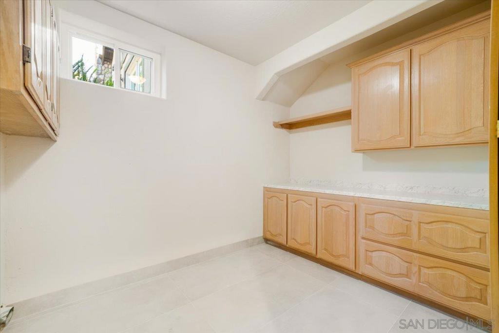 2114 Vista Valle Verde Dr