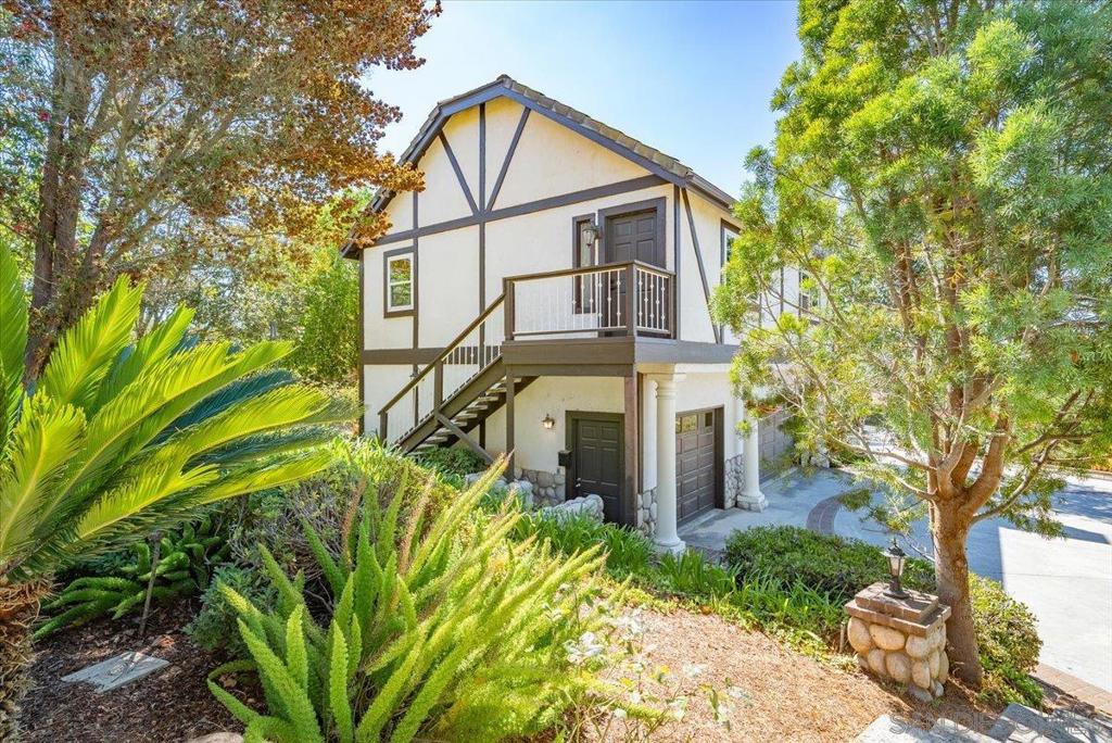 2114 Vista Valle Verde Dr