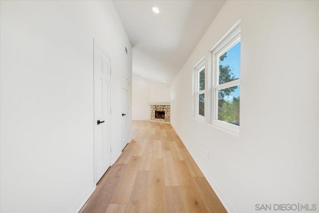 2114 Vista Valle Verde Dr