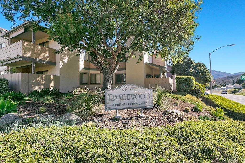 2952 Elm Tree Ct