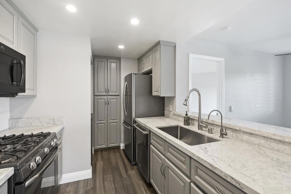 2952 Elm Tree Ct