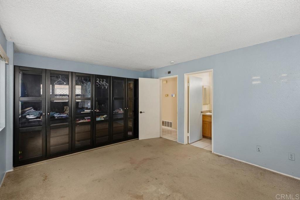 6423 Plaza Cuernavaca