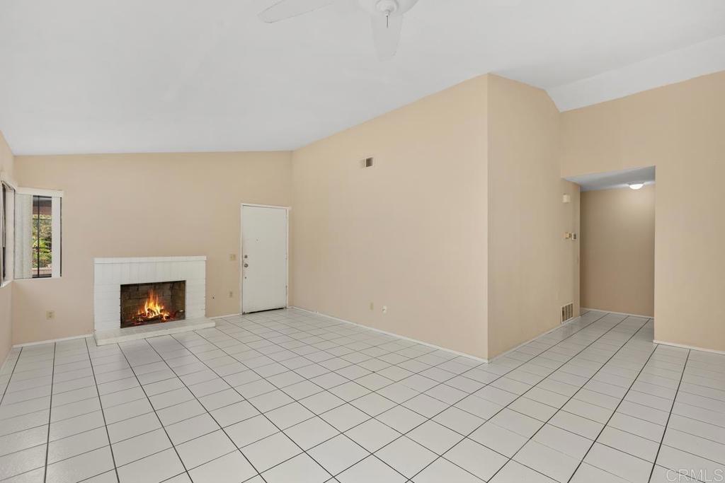 6423 Plaza Cuernavaca