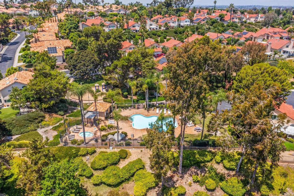 1733 Crystal Ridge Way