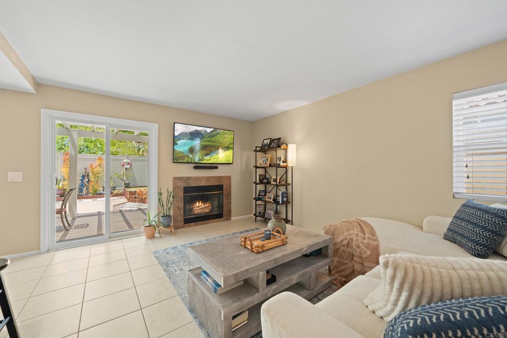 1733 Crystal Ridge Way