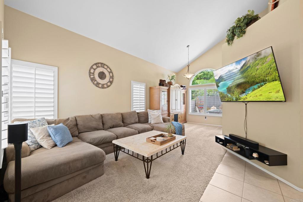 1733 Crystal Ridge Way