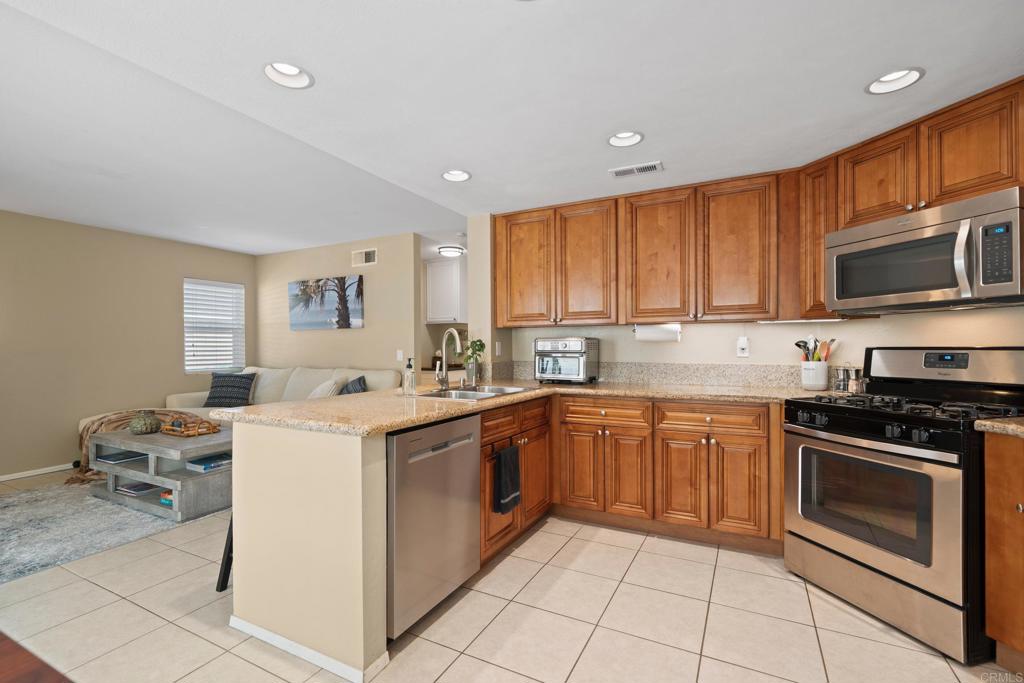 1733 Crystal Ridge Way