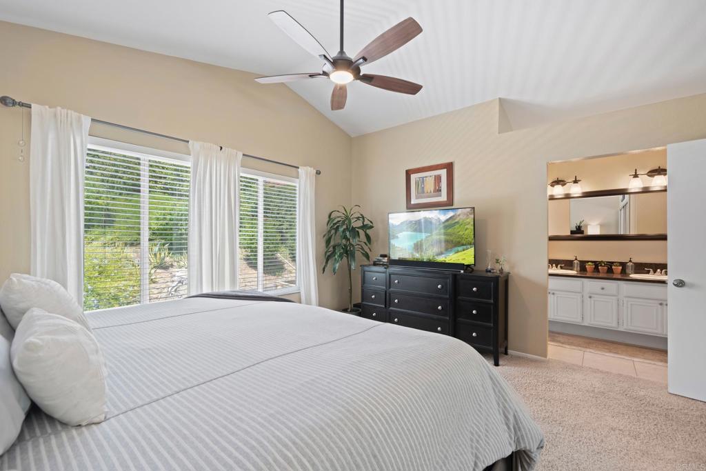 1733 Crystal Ridge Way