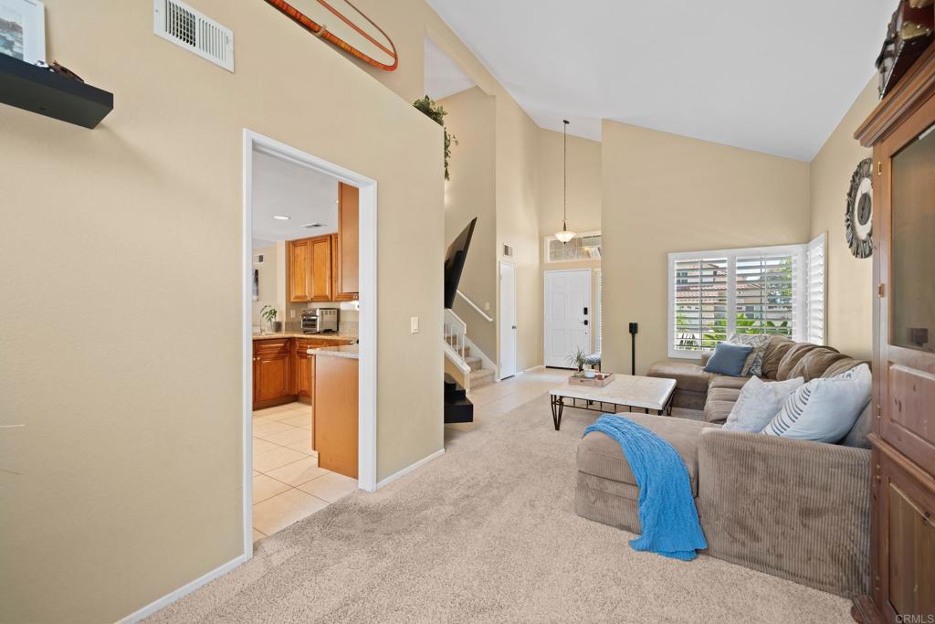 1733 Crystal Ridge Way