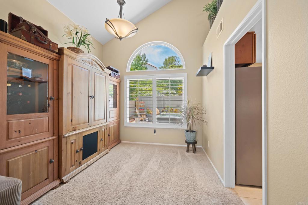 1733 Crystal Ridge Way