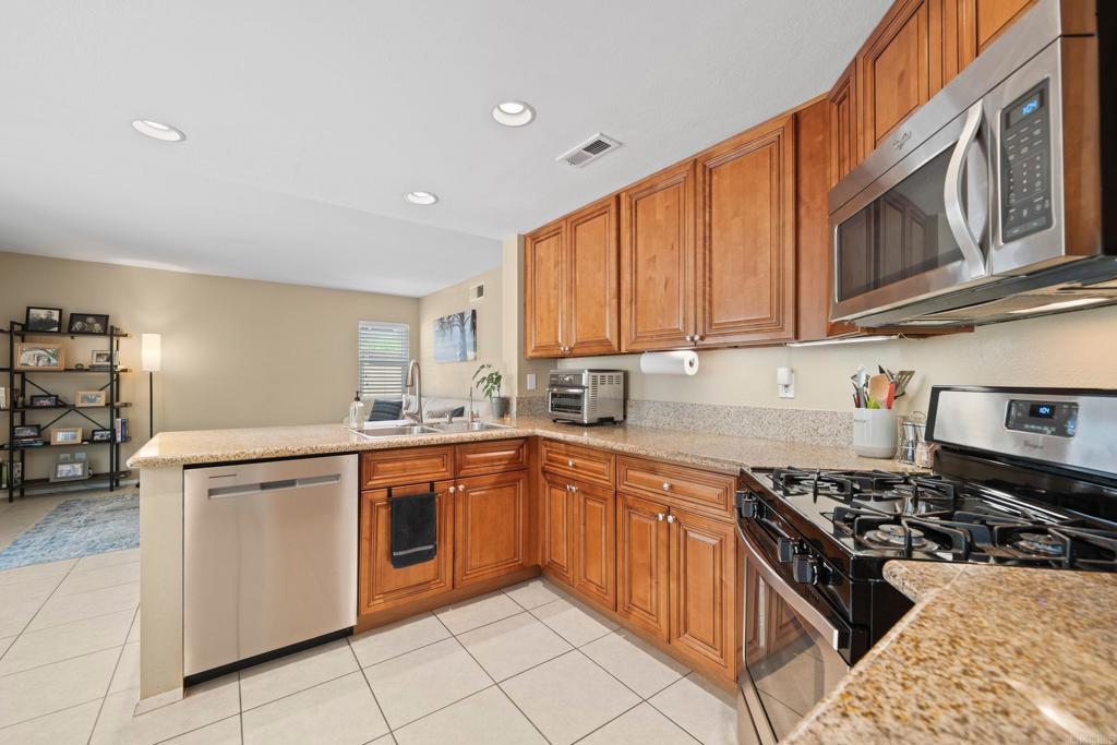 1733 Crystal Ridge Way