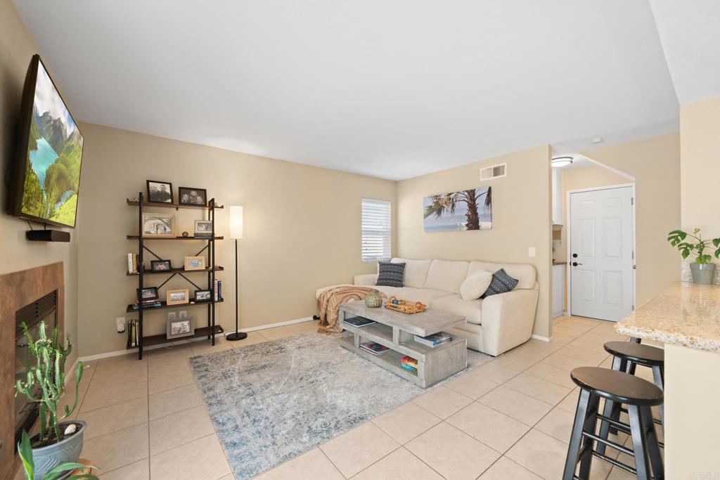 1733 Crystal Ridge Way