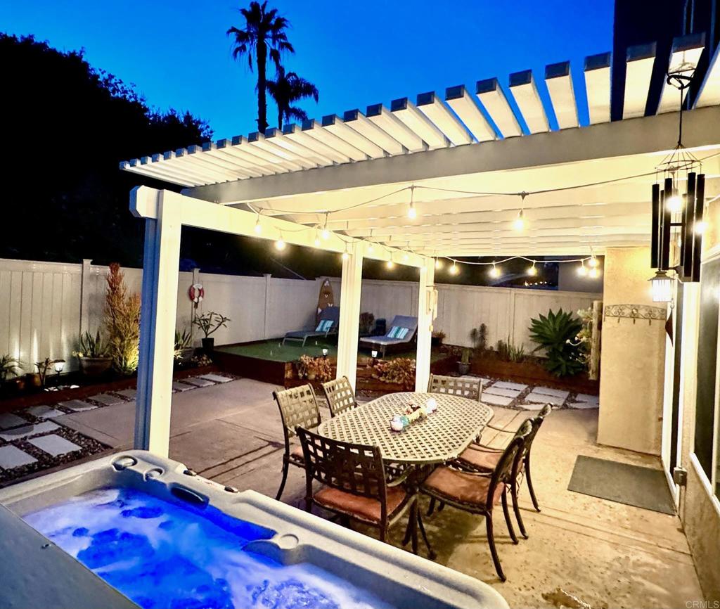 1733 Crystal Ridge Way