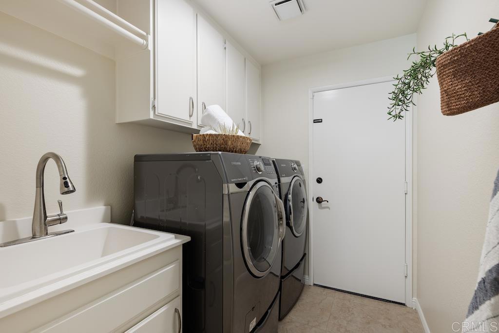 4674 Spinnaker Bay Ct