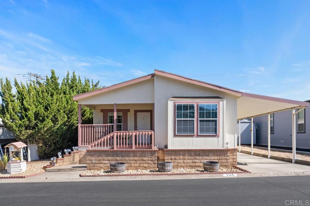 525 W El Norte Parkway 106