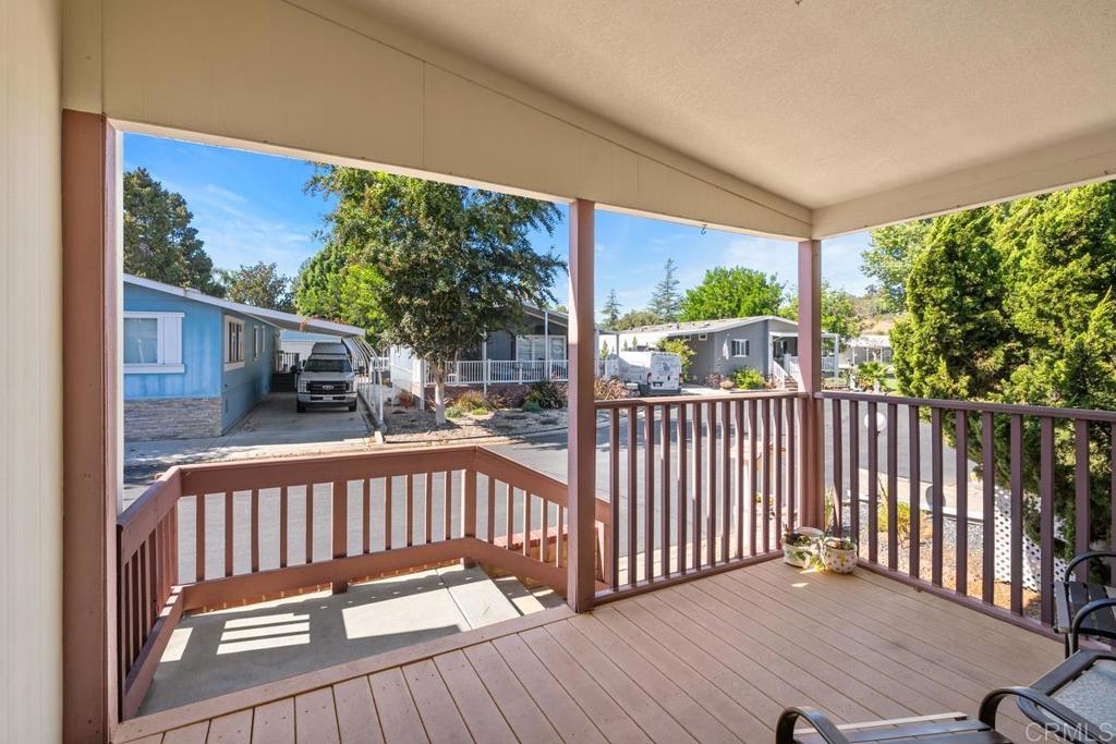 525 W El Norte Parkway 106