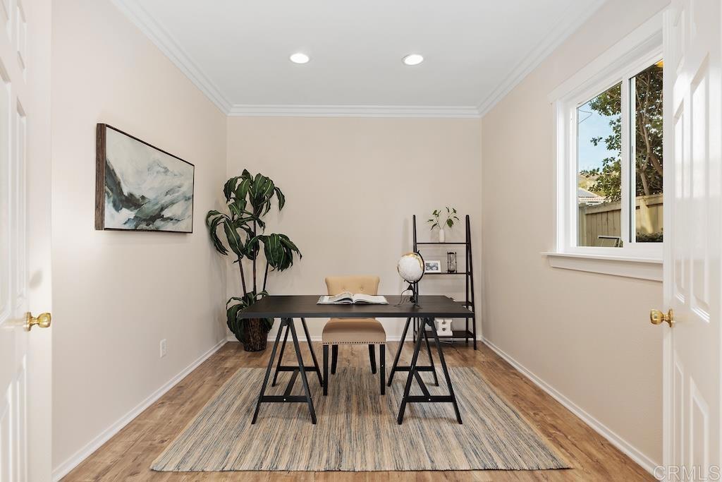 1283 Avenida Fragata