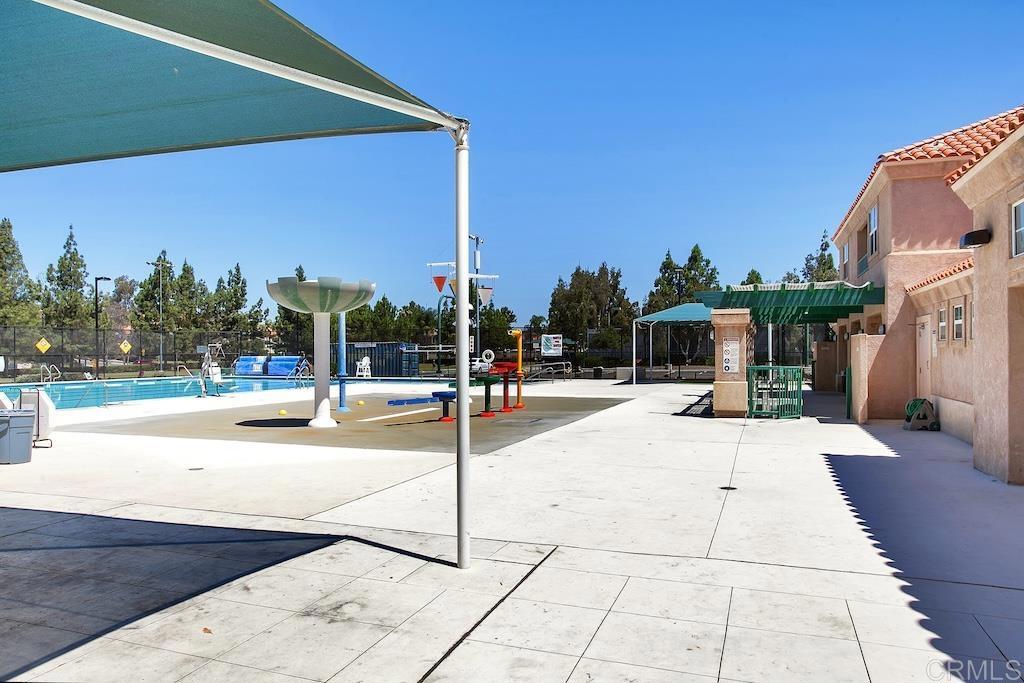 1283 Avenida Fragata