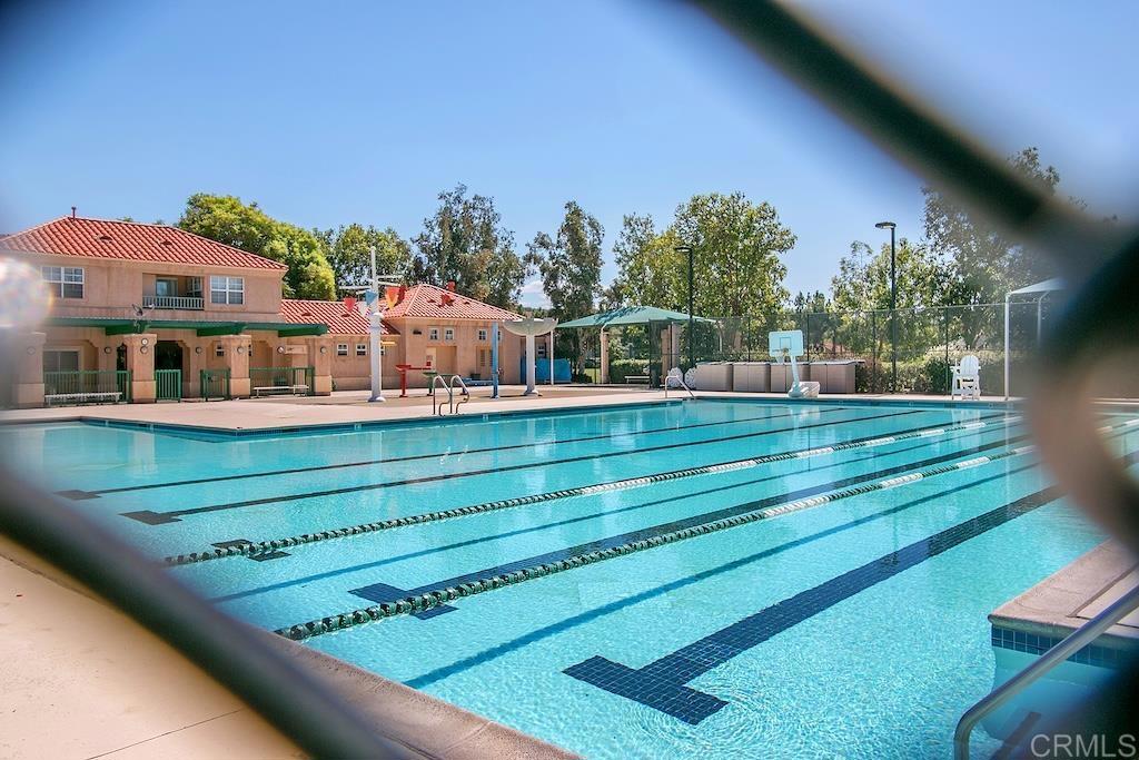 1283 Avenida Fragata