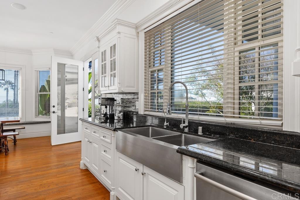 2196 Alessandro Trail