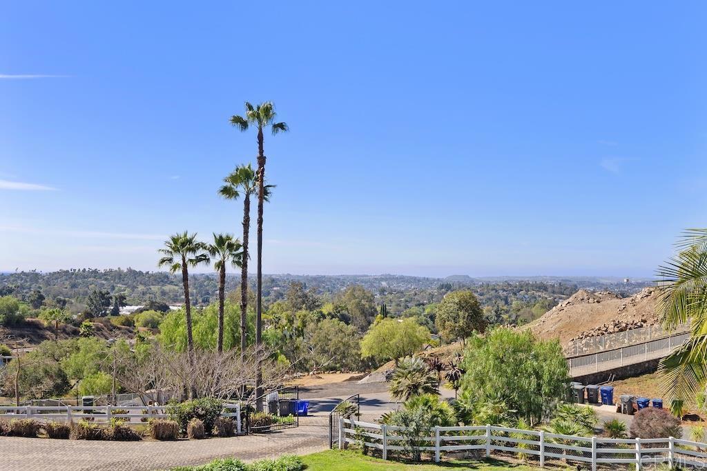 2196 Alessandro Trail