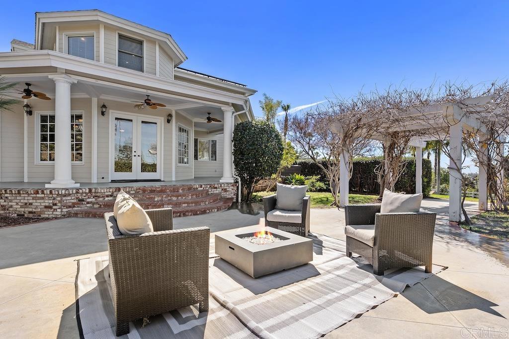 2196 Alessandro Trail