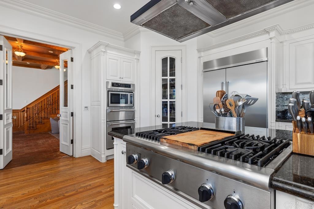 2196 Alessandro Trail