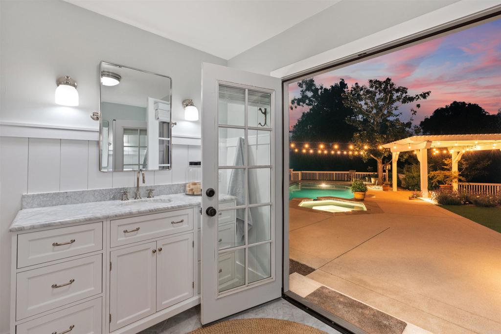 13326 Arroya Vista Rd