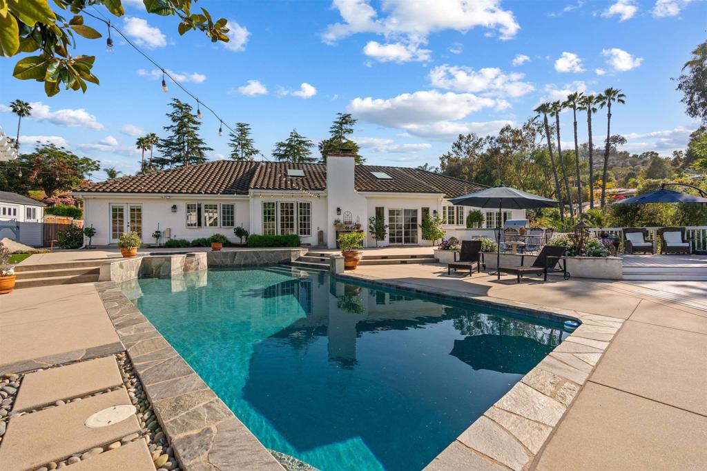 13326 Arroya Vista Rd