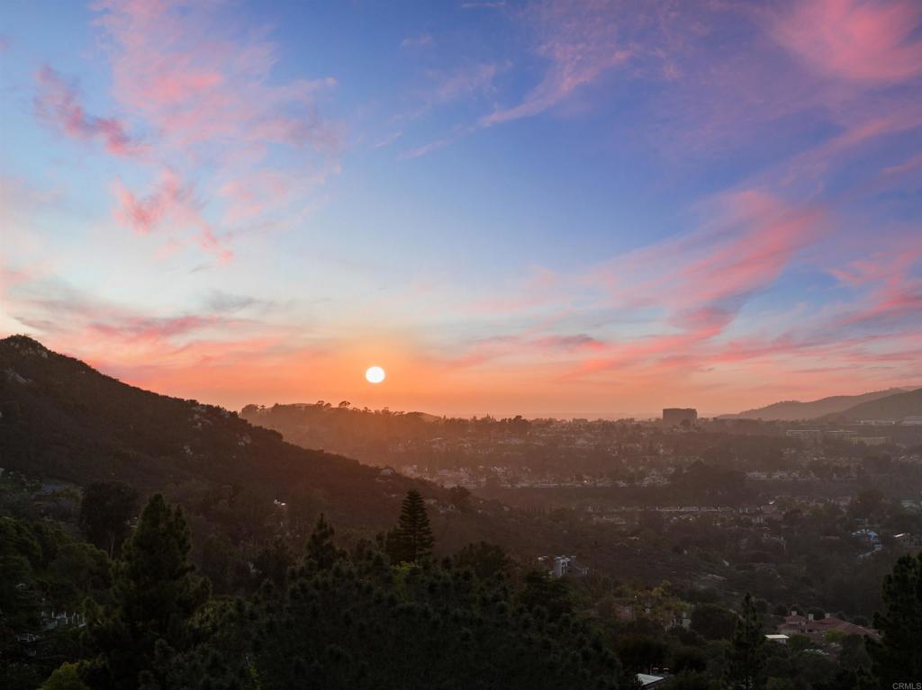 13326 Arroya Vista Rd