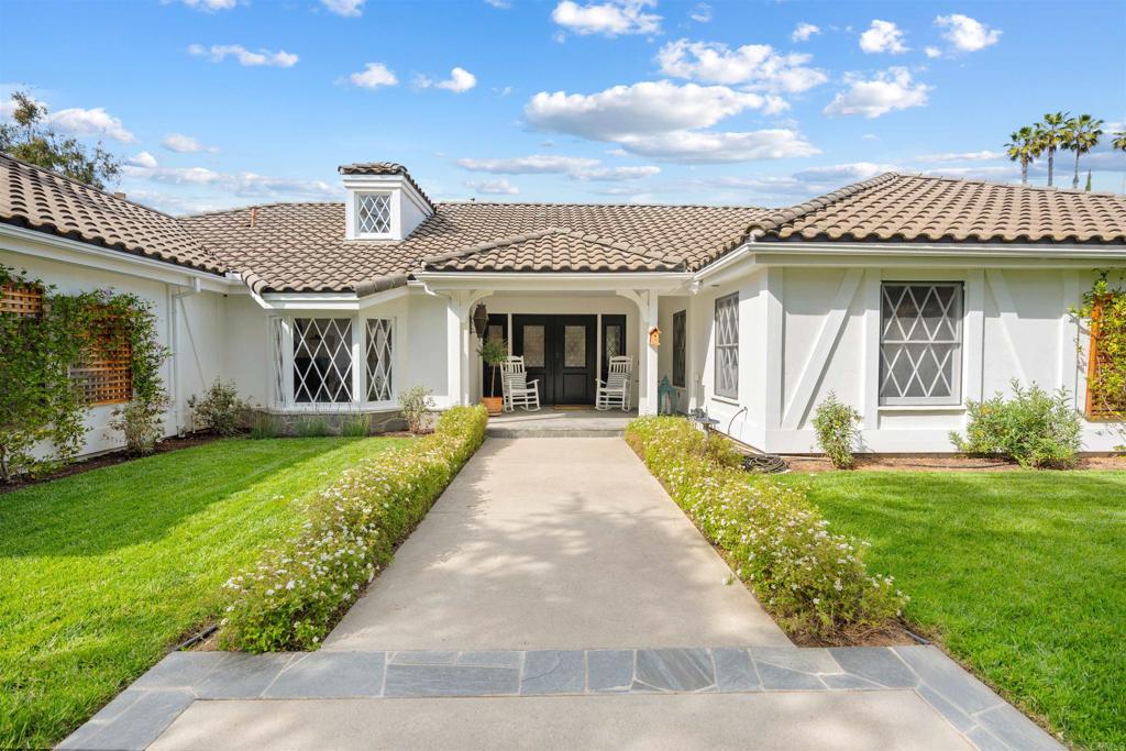 13326 Arroya Vista Rd