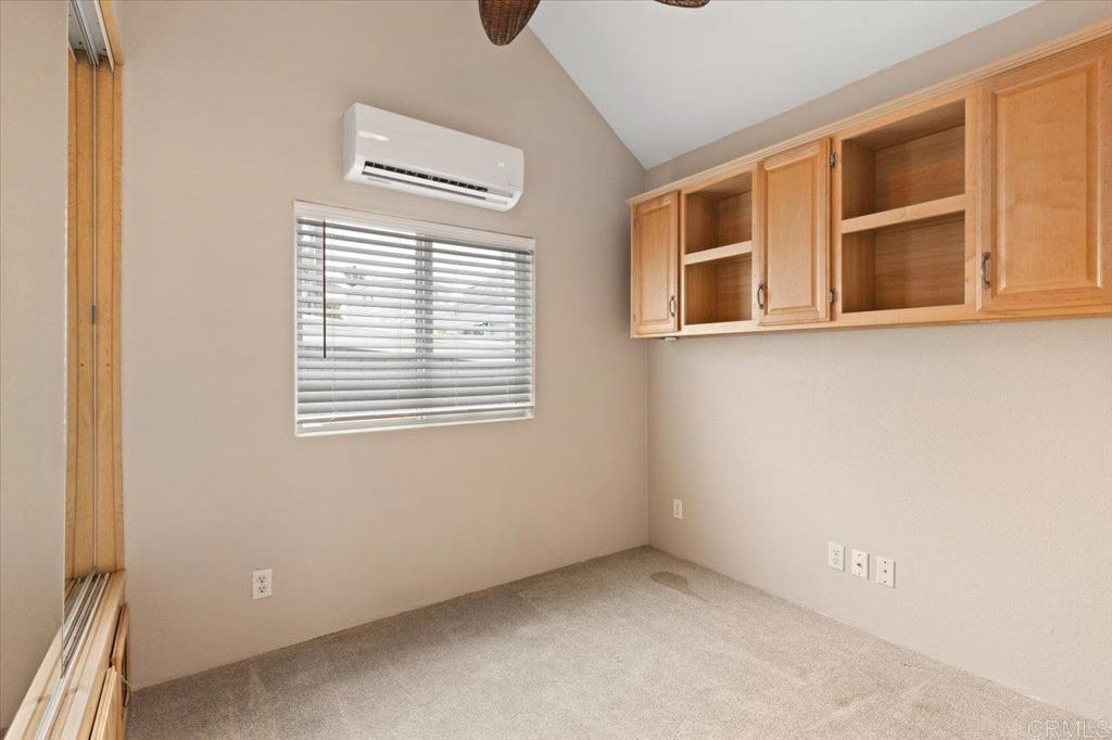 1624 N Coast Highway 101 12