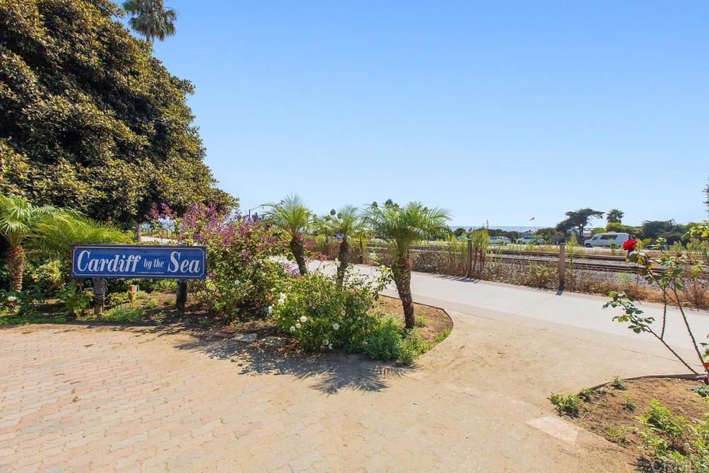 515 Liverpool Drive