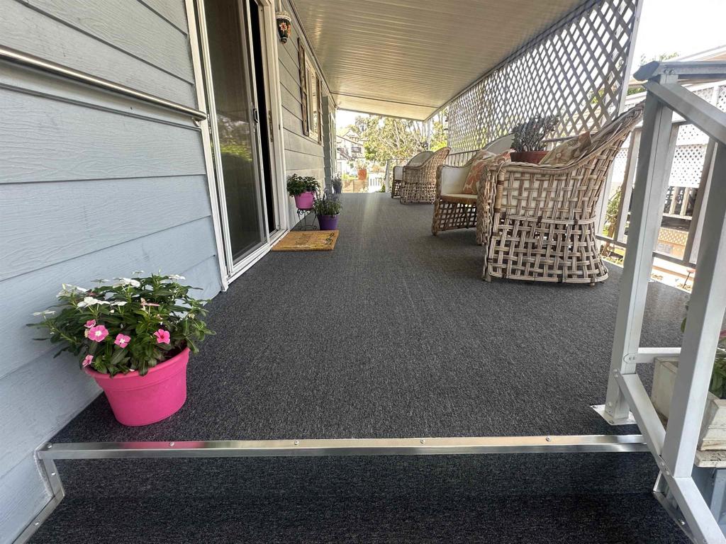 650 S Rancho Santa Fe Road 9