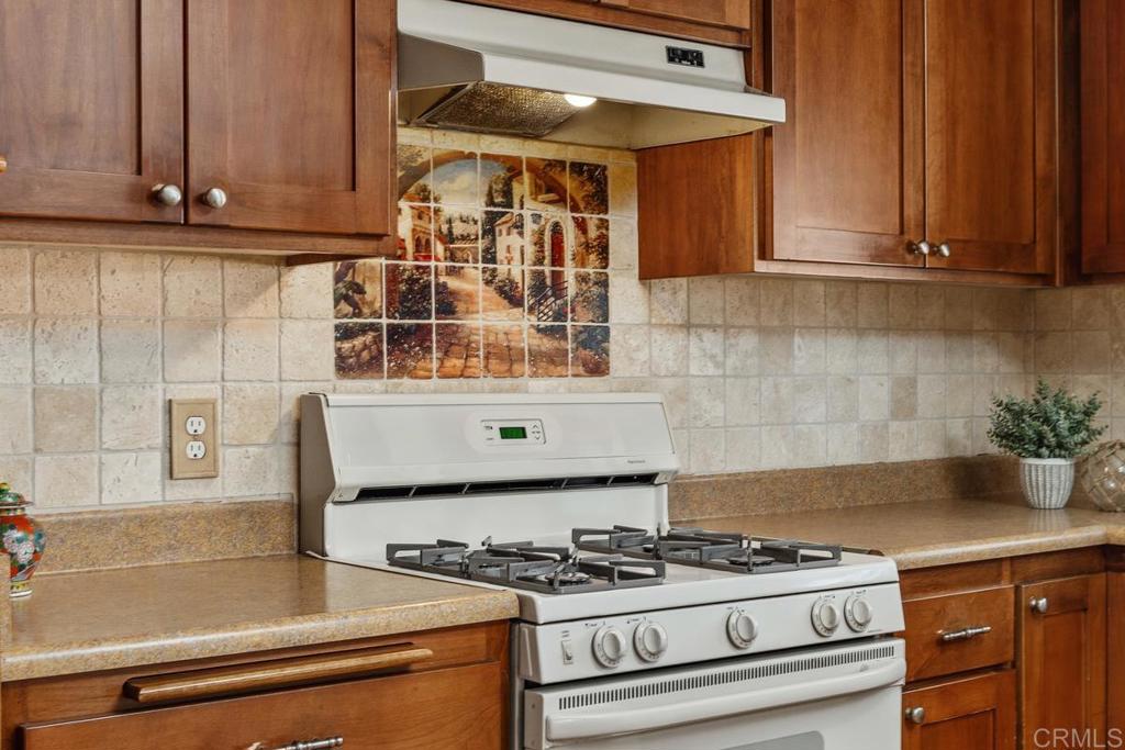 650 S Rancho Santa Fe Road 9