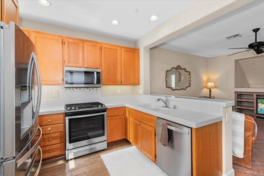 1259 Elfin Forest Road E