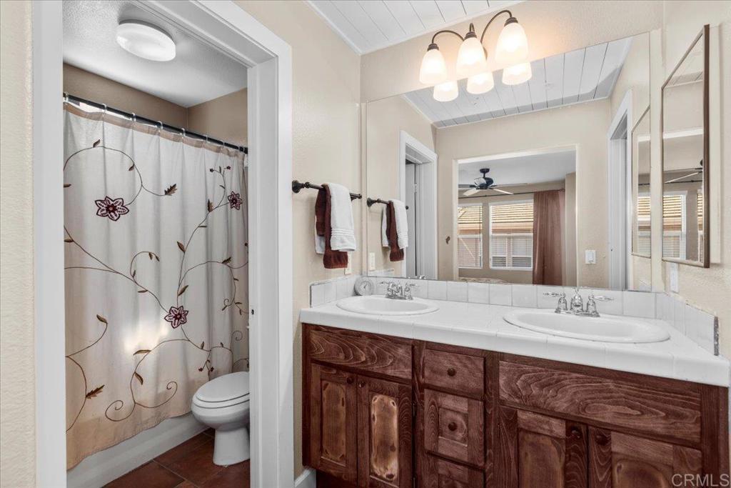 1259 Elfin Forest Road E