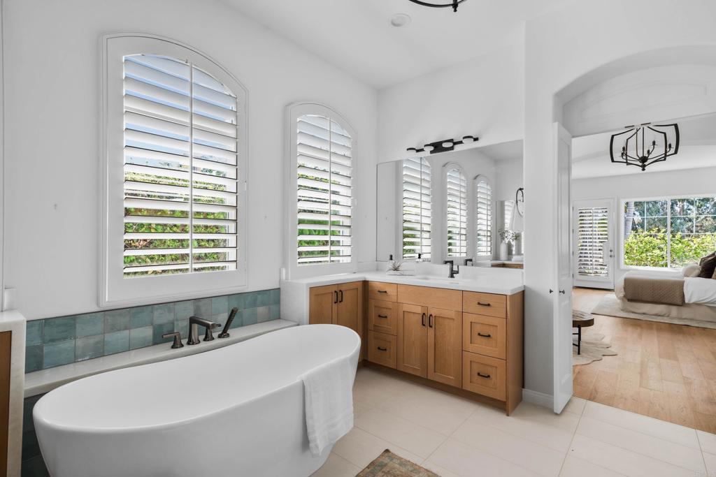 1345 Corvidae Street