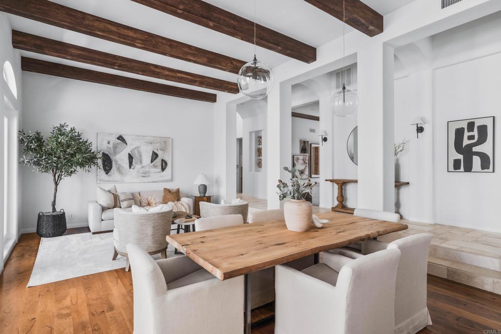 1345 Corvidae Street