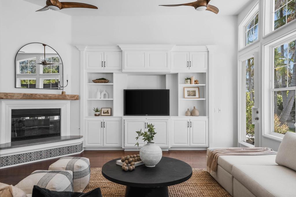 1345 Corvidae Street