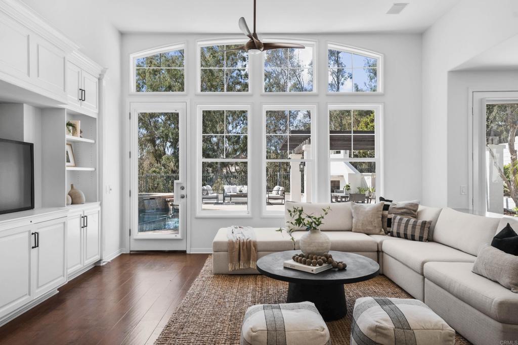 1345 Corvidae Street