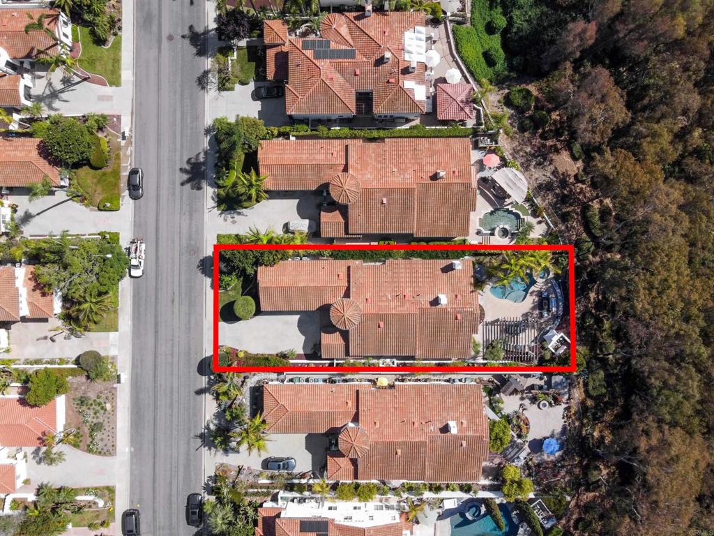 1345 Corvidae Street