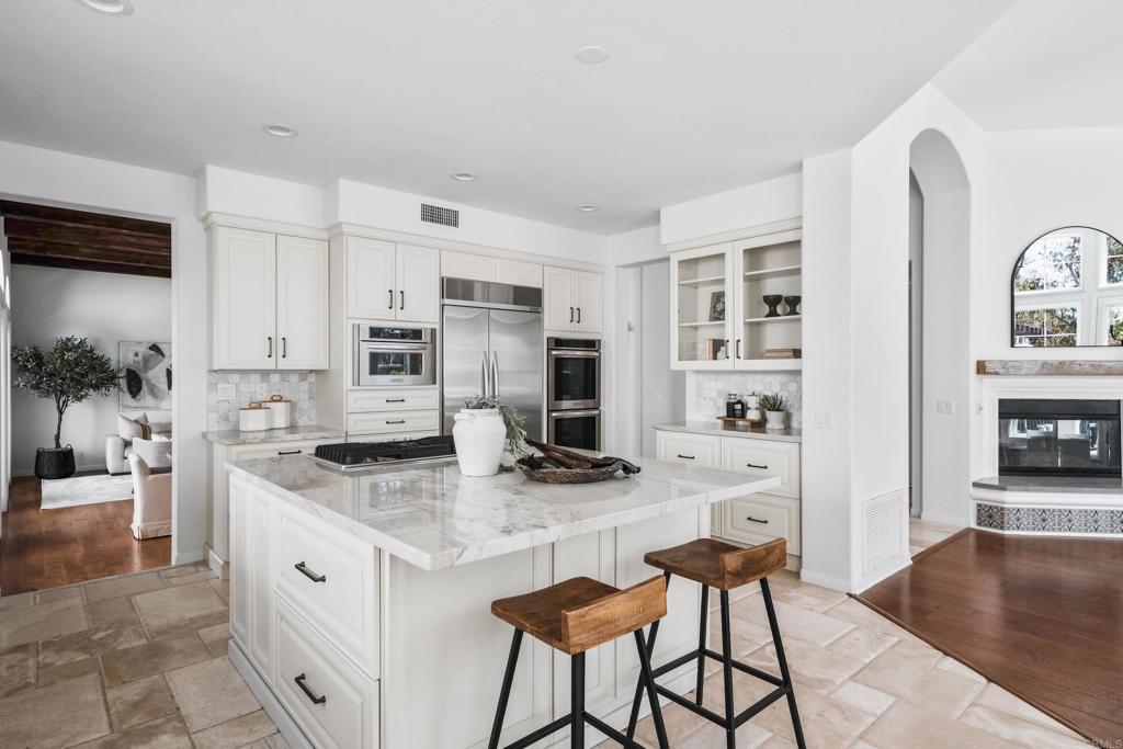 1345 Corvidae Street