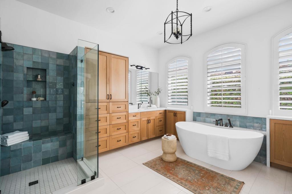 1345 Corvidae Street