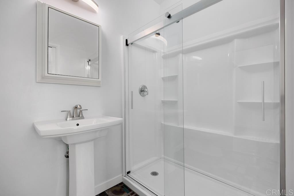 1583 Avenida De Los Lirios