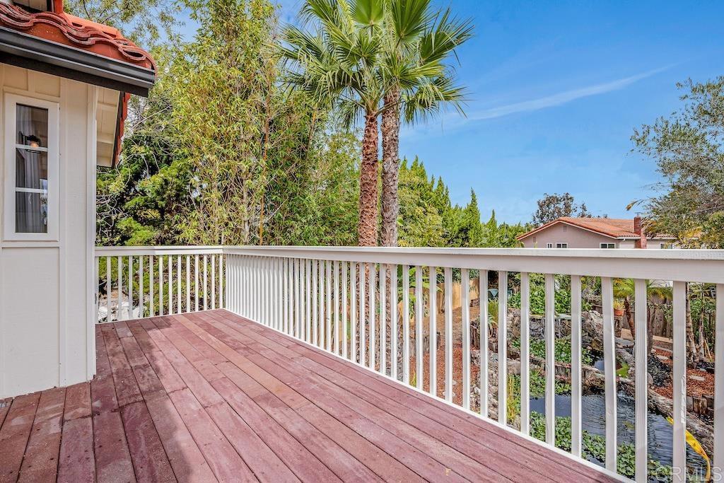 1583 Avenida De Los Lirios