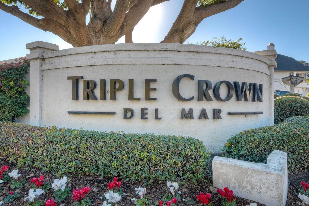 548 Via De La Valle J