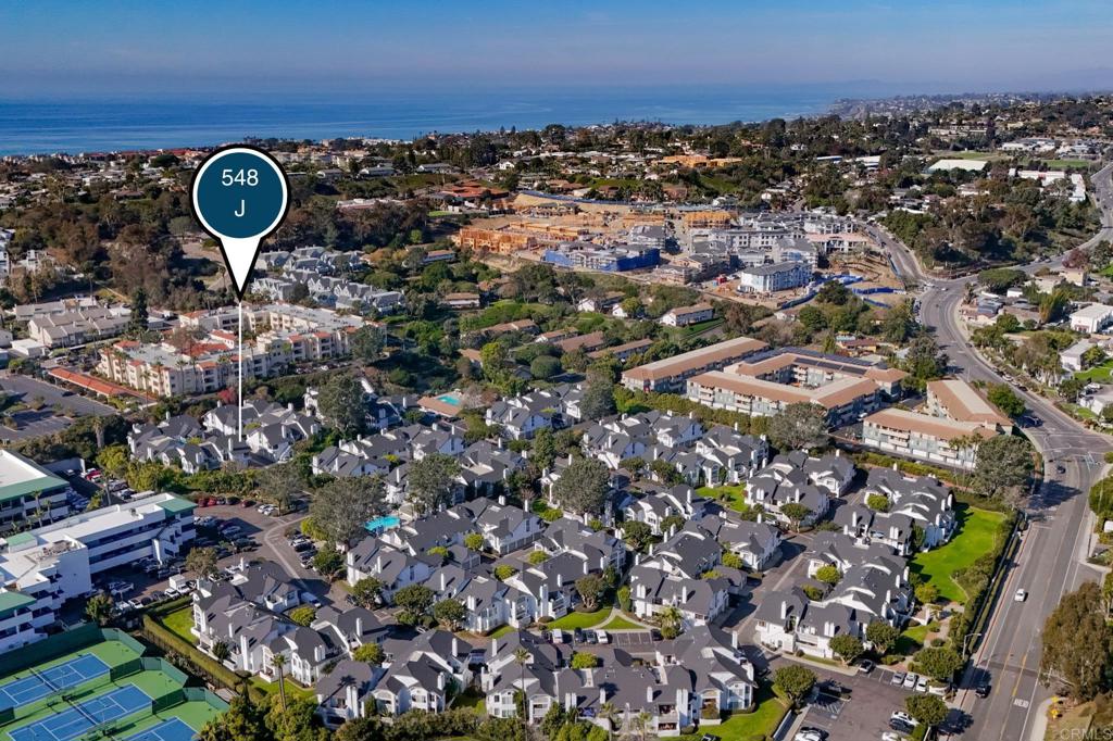 548 Via De La Valle J